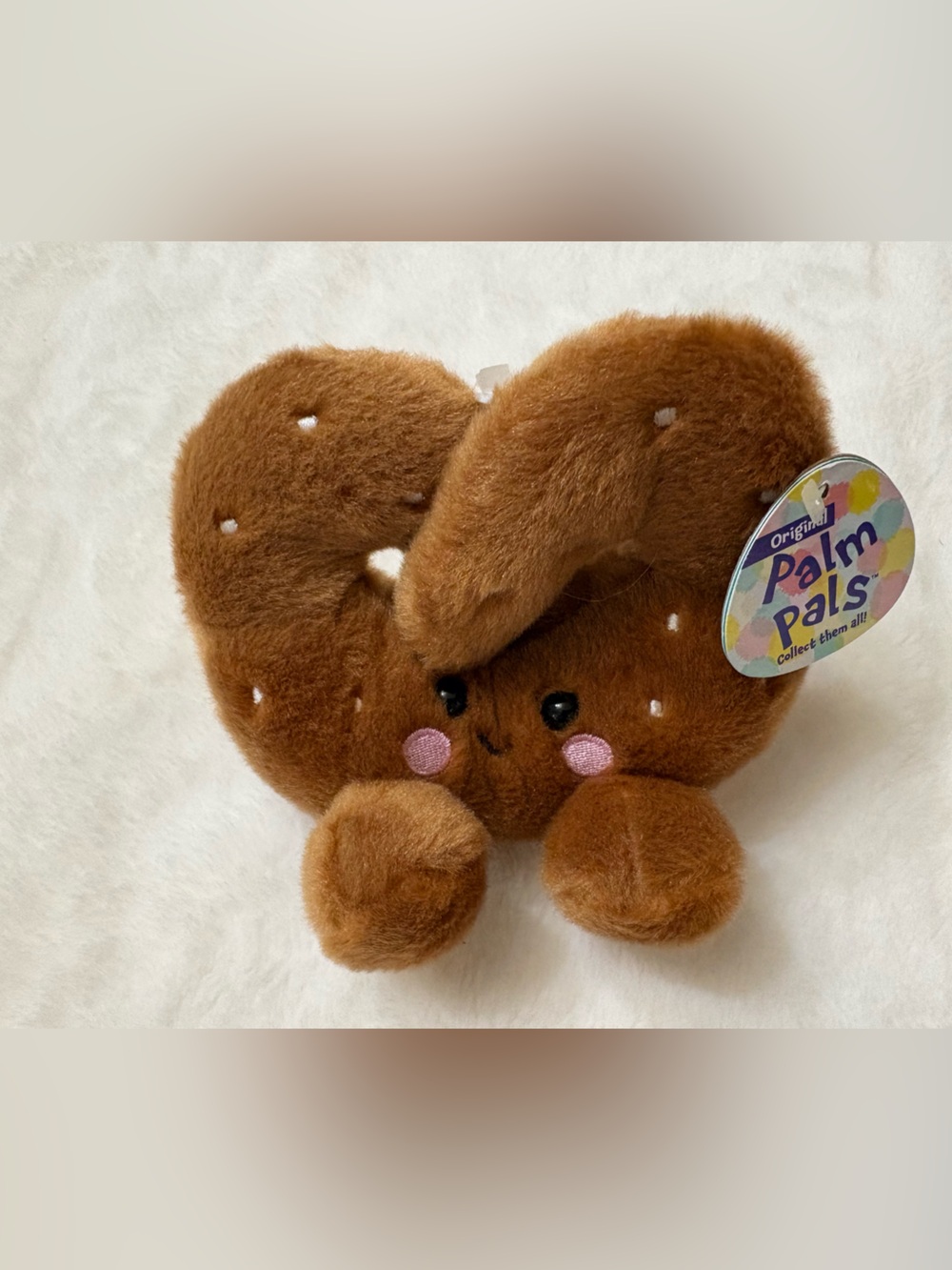 Palm Pals Twist Pretzel NWT Plush Stuffed Animal 5” Soft Kawaii Plushie rare new